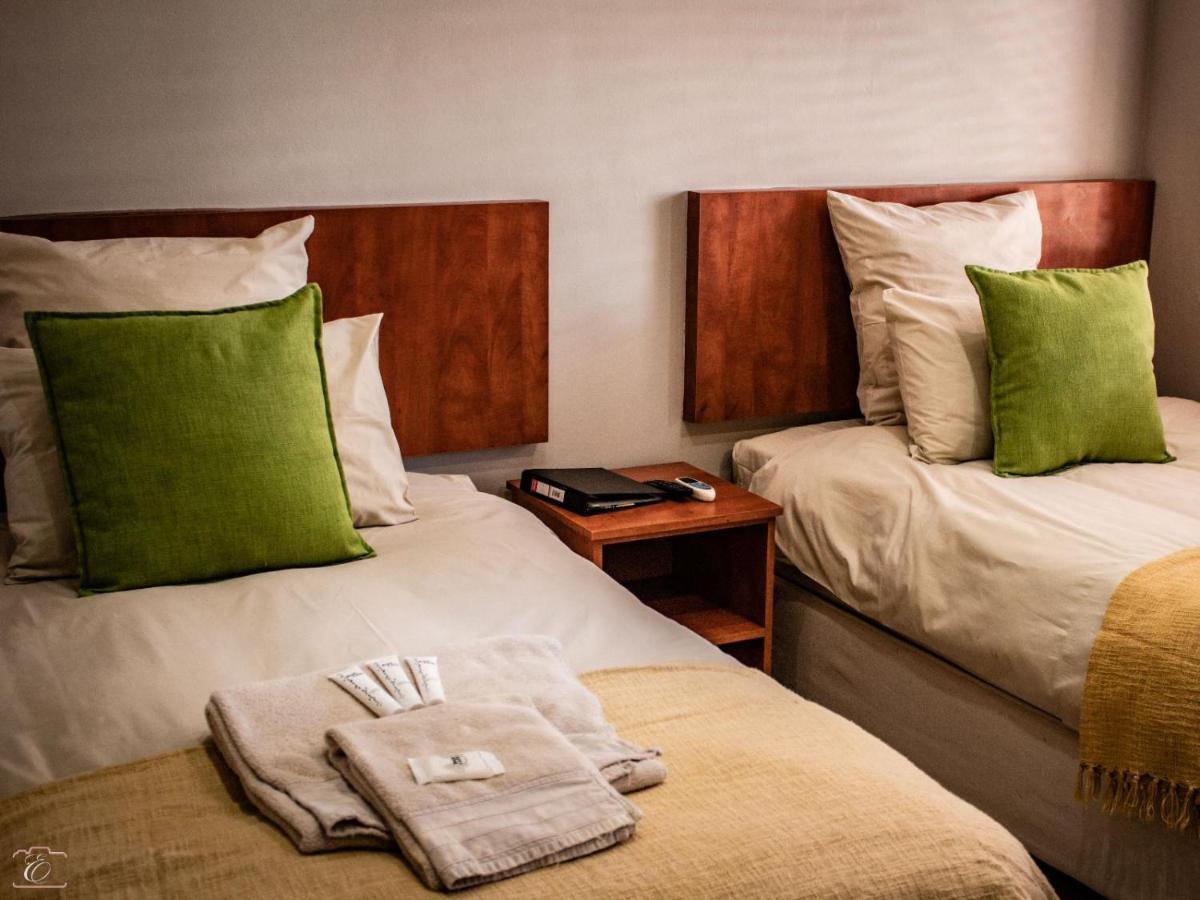 The Executive House Bed & Breakfast นิวคาสเซิล ภายนอก รูปภาพ