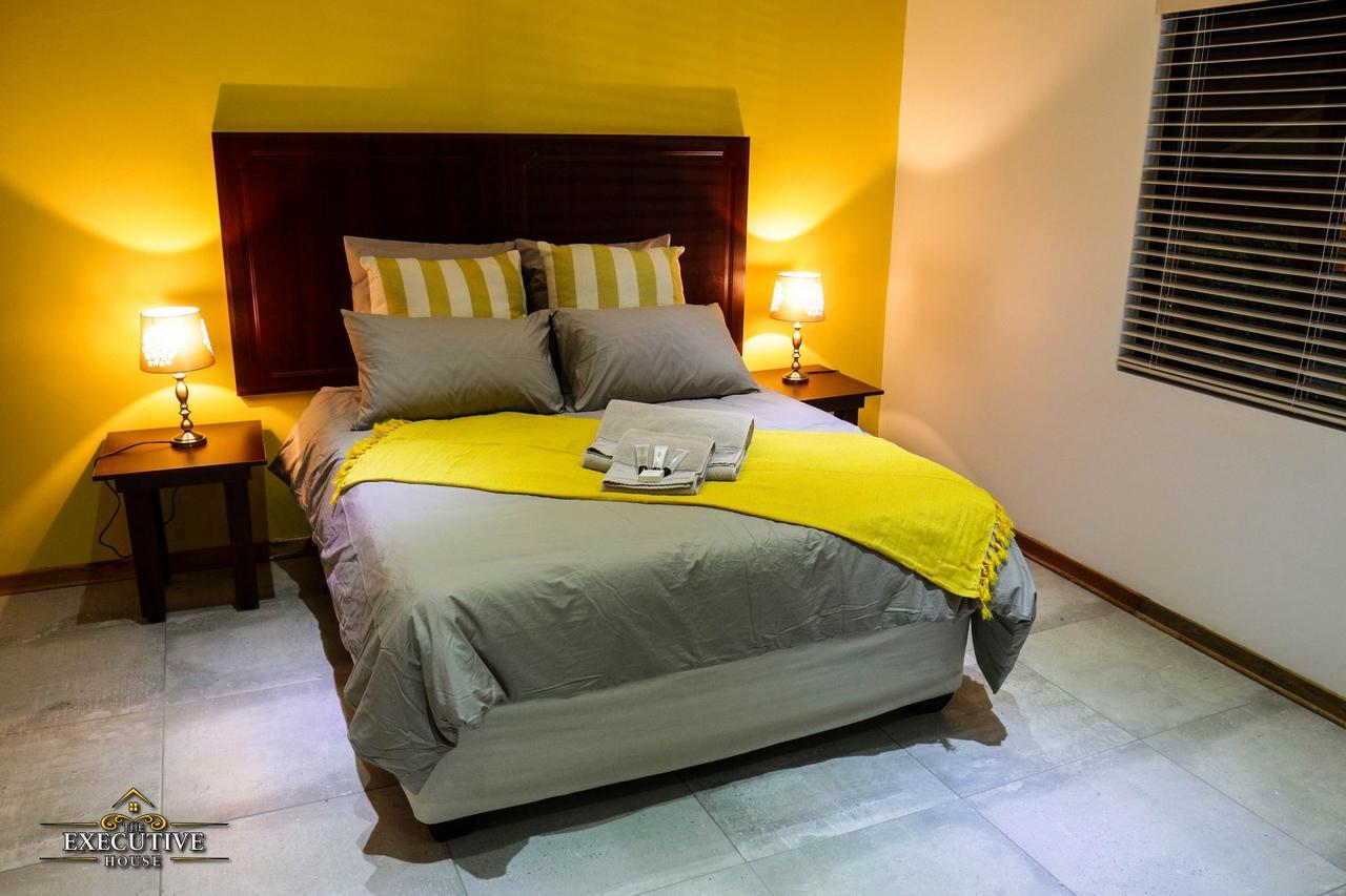 The Executive House Bed & Breakfast นิวคาสเซิล ภายนอก รูปภาพ